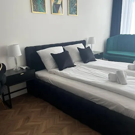 Planeta 104 - Tylko 100 M Do Głównego Deptaku I Plaży! Mielno (Koszalin)