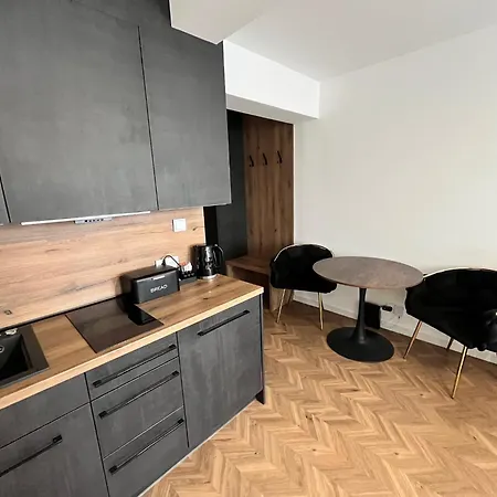 Planeta 104 - Tylko 100 M Do Glownego Deptaku I Plazy! 梅尔诺