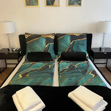 Planeta 104 - Tylko 100 M Do Głównego Deptaku I Plaży! Apartamento Mielno (Koszalin)